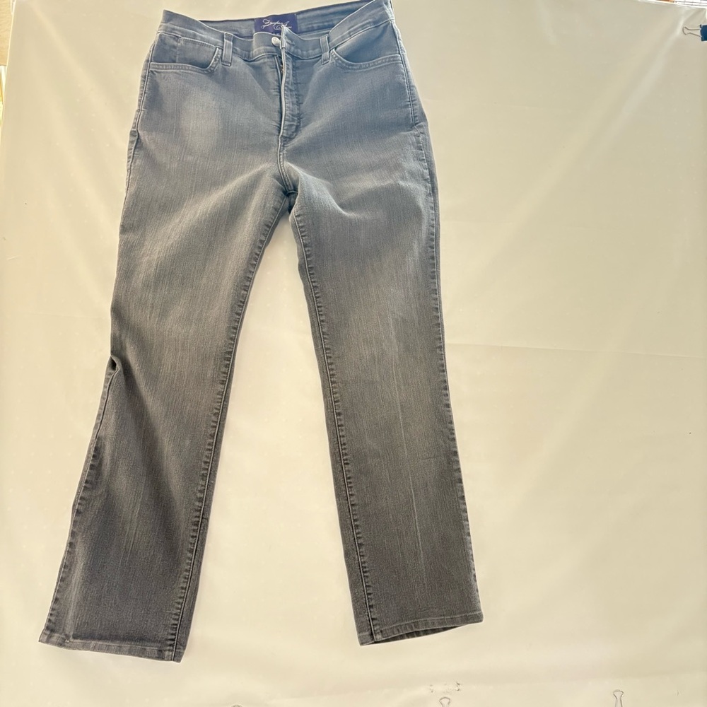 NYDJ Women's Straight Leg Jeans in Charcoal Size 12. INV25/234